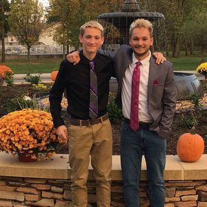 Meet your Posher, Christopher